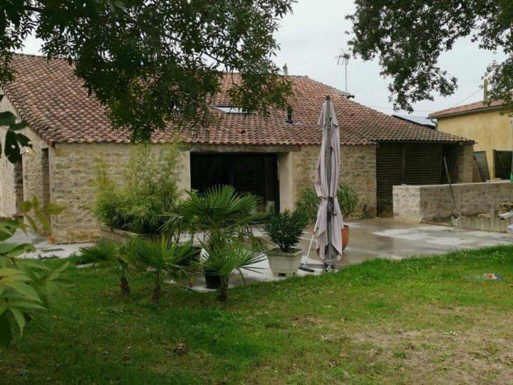 Pose d’enduit à pierre vue Les Herbiers